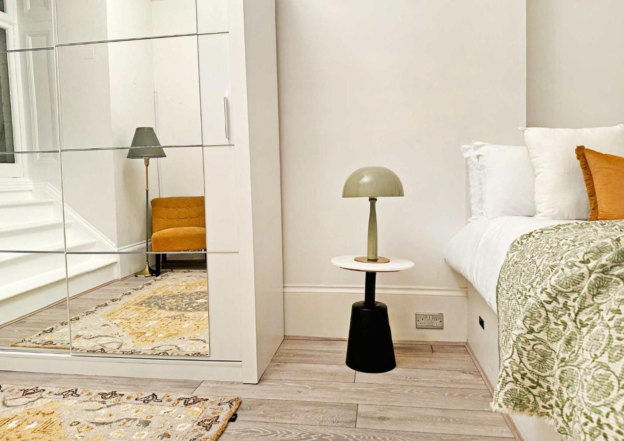 Madestays Premium South Kensington Serviced Apartment Лондон Екстер'єр фото